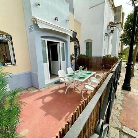 Gatu Sherry, Junto Puerto Deportivo Y Playa " Preferente Mayores De 25 Anos Y Familias " El Puerto de Santa Maria Bagian luar foto
